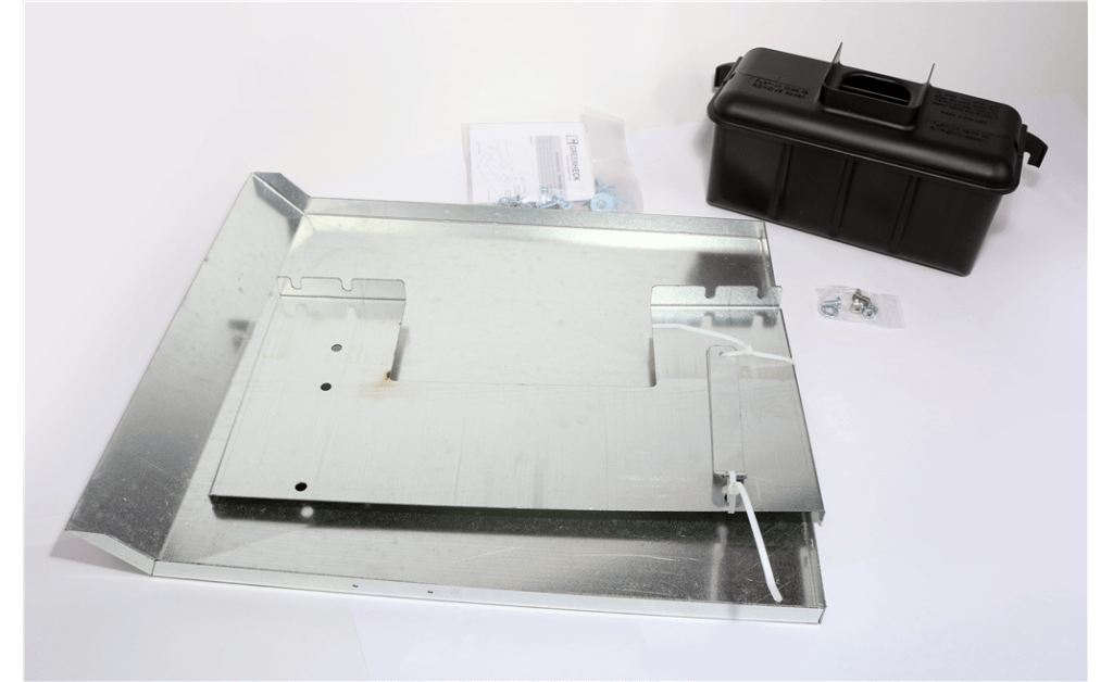 Picture of Grease trap, For use with wall-mounted models CUE and CUBE, Sizes 99-121